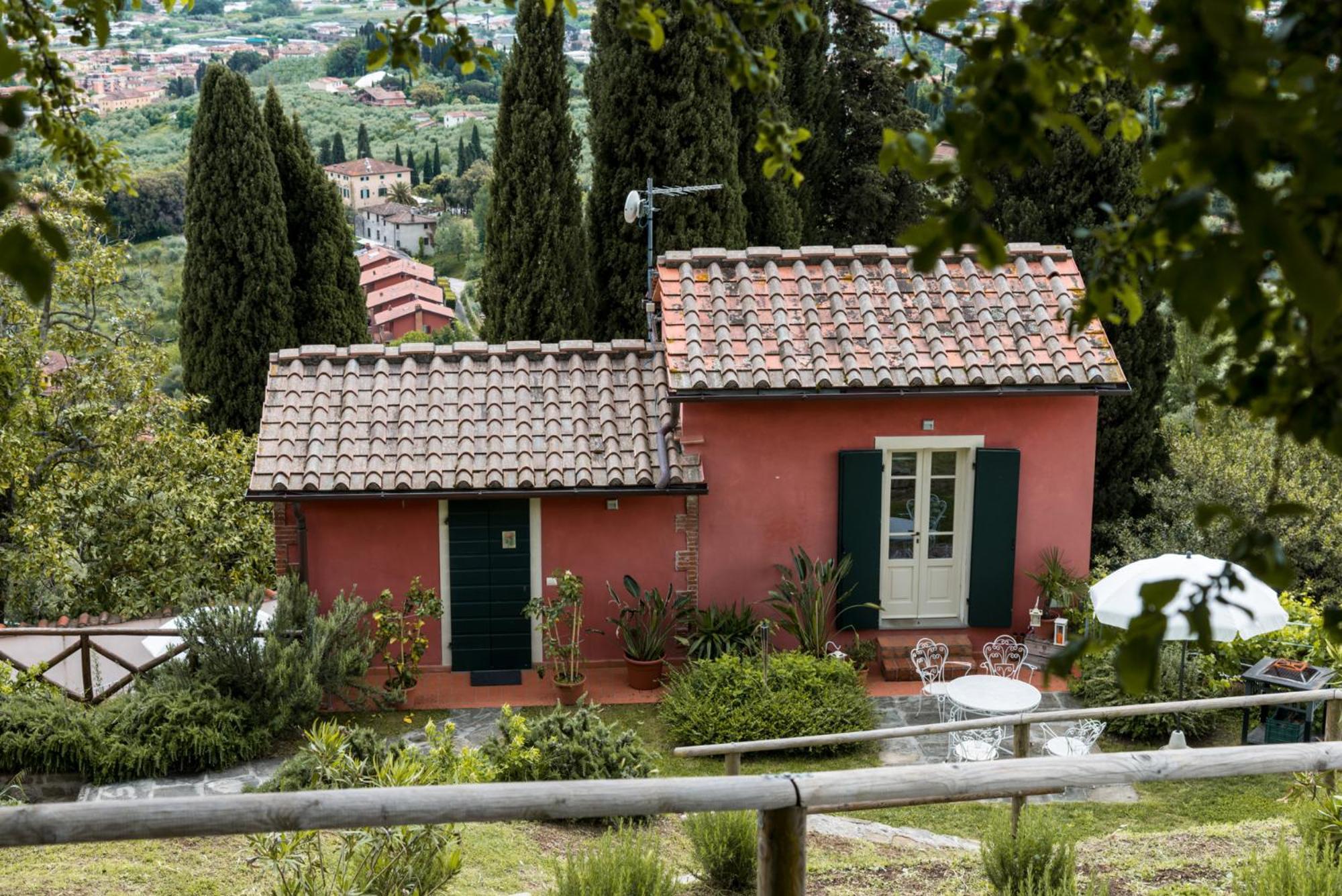 Residence Collecchio Pescia Exterior photo